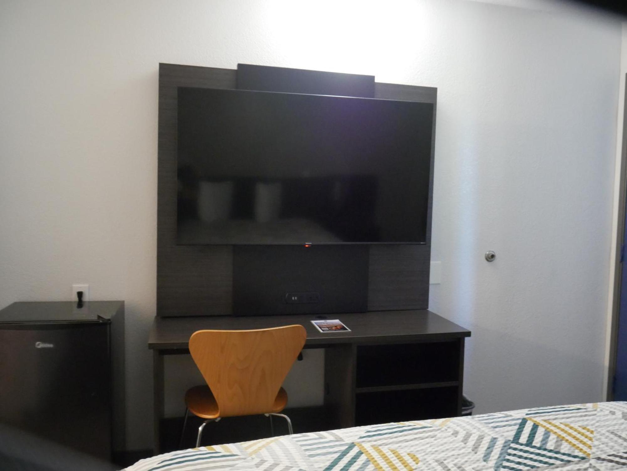 Hotel 6-sacramento, Ca - South Sacramento And 2*