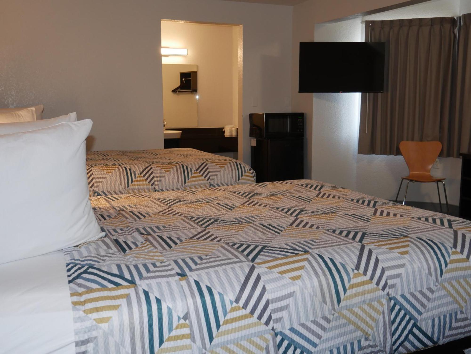 6-sacramento, Ca - South Sacramento And Hotel Elk Grove