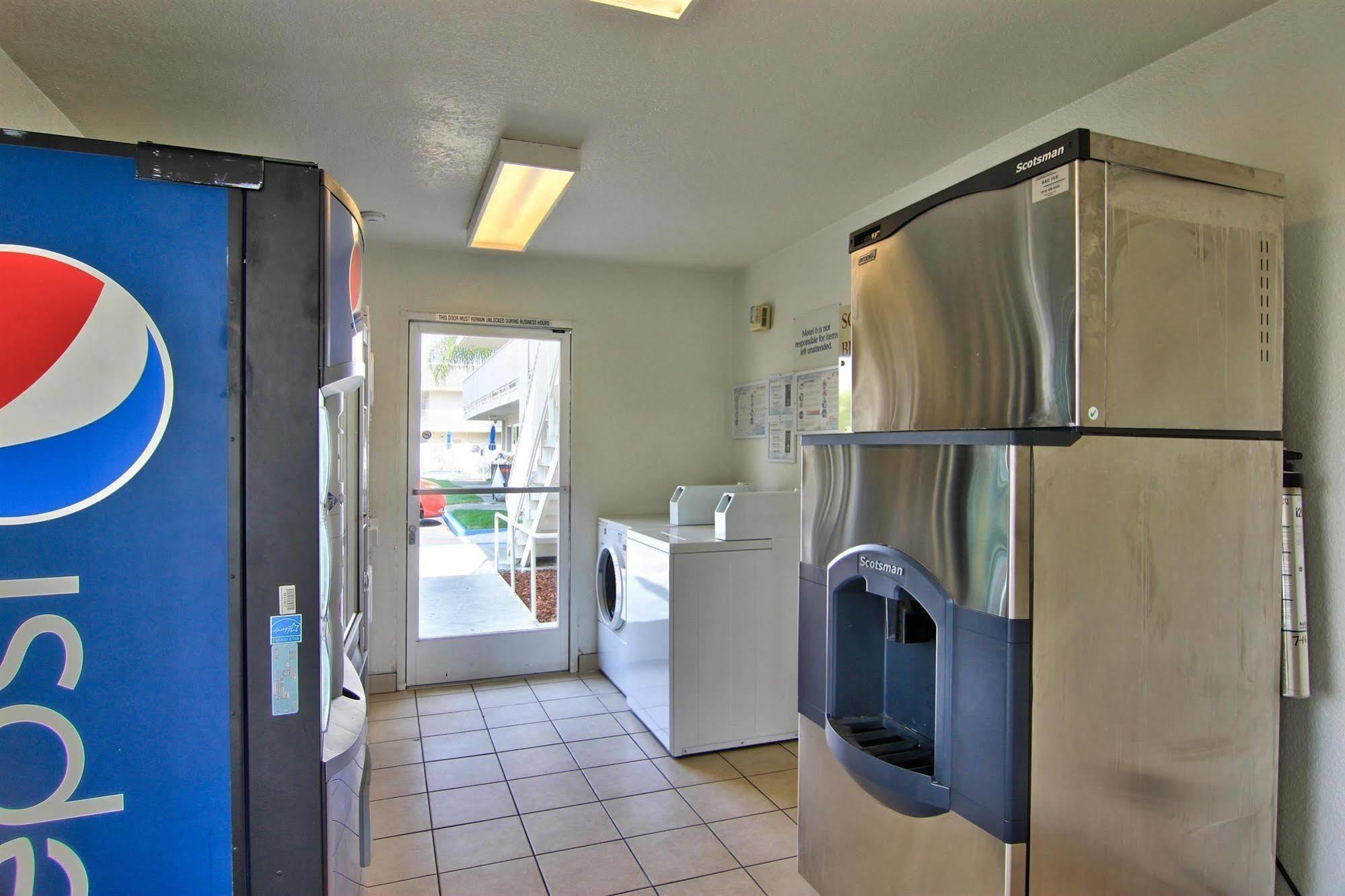 Hotel 6-sacramento, Ca - South Sacramento And