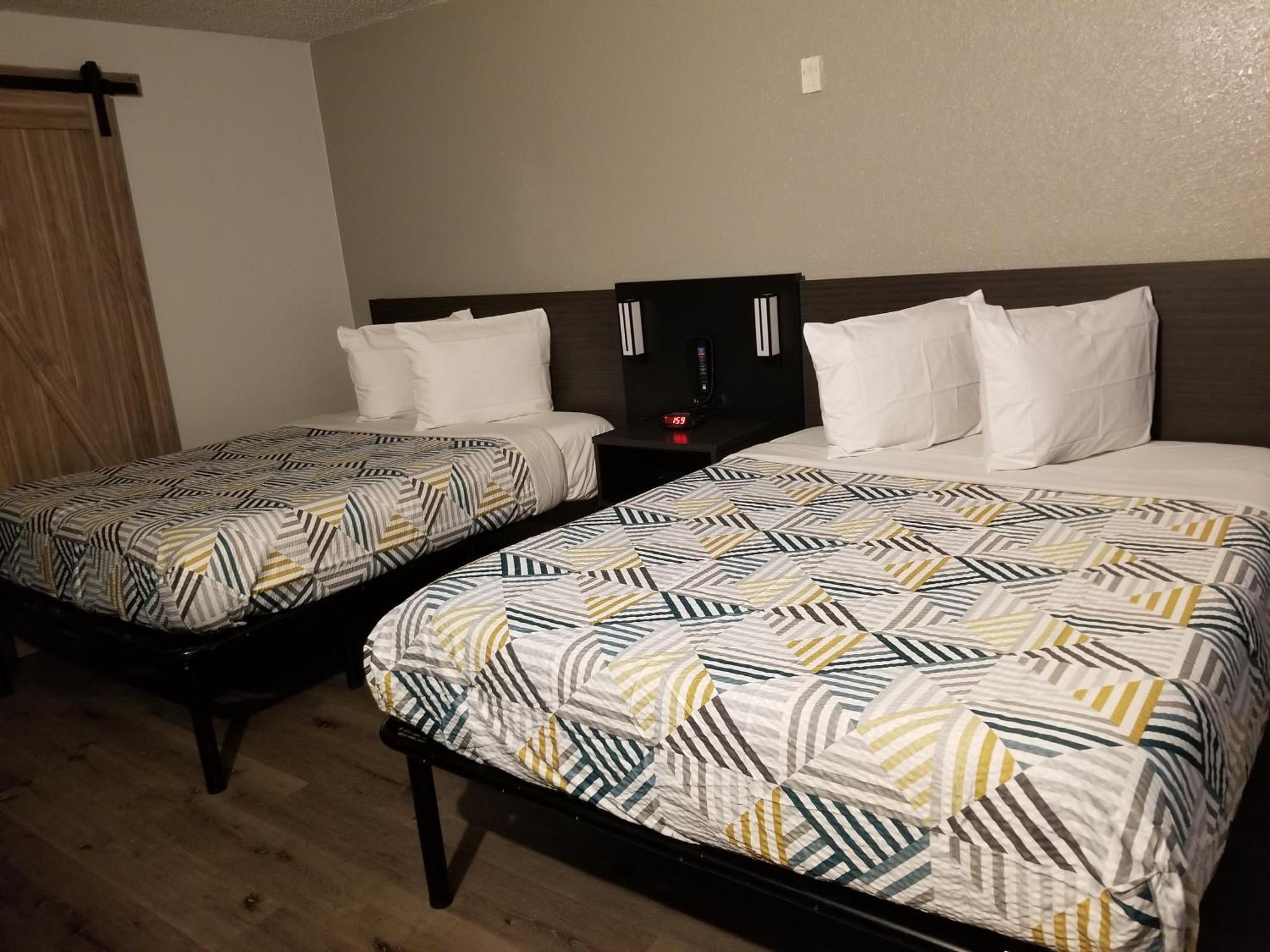 6-sacramento, Ca - South Sacramento And Hotel 2*