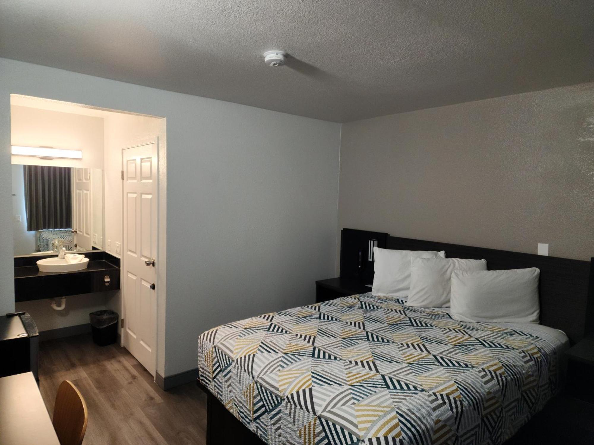 Hotel 6-sacramento, Ca - South Sacramento And 2*